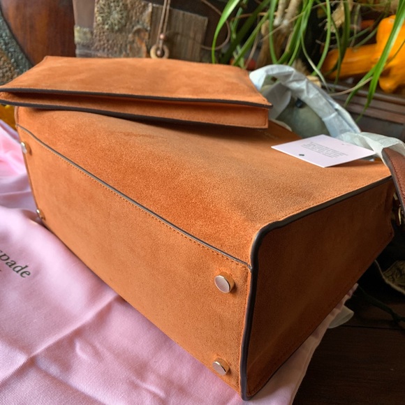 βοΈSALEβοΈAuthentic Kate Spade Suede/Leather Satchel - Picture 3 of 8